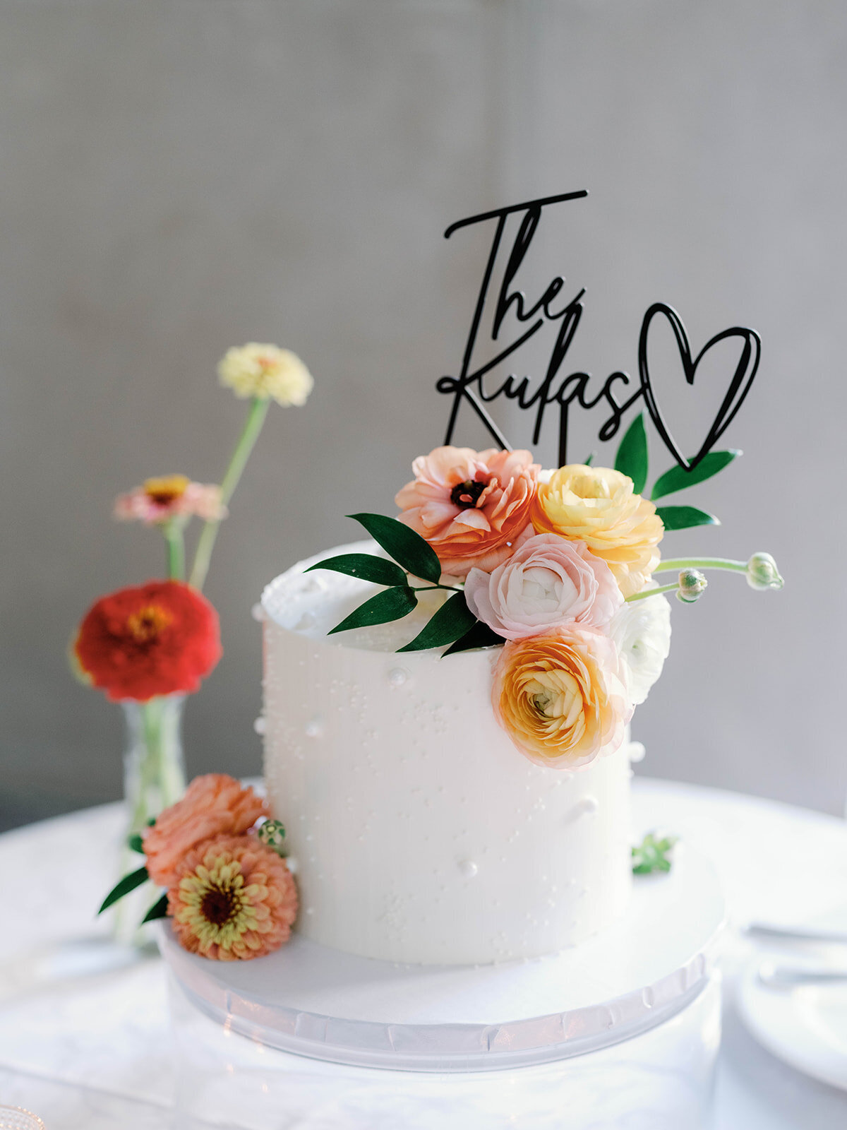 Wedding cake photo