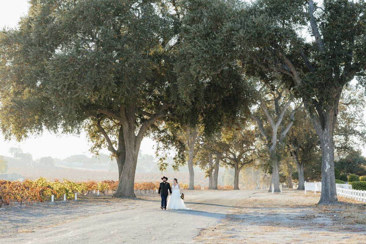 Breanne + Ryan_MacMoPhoto_133