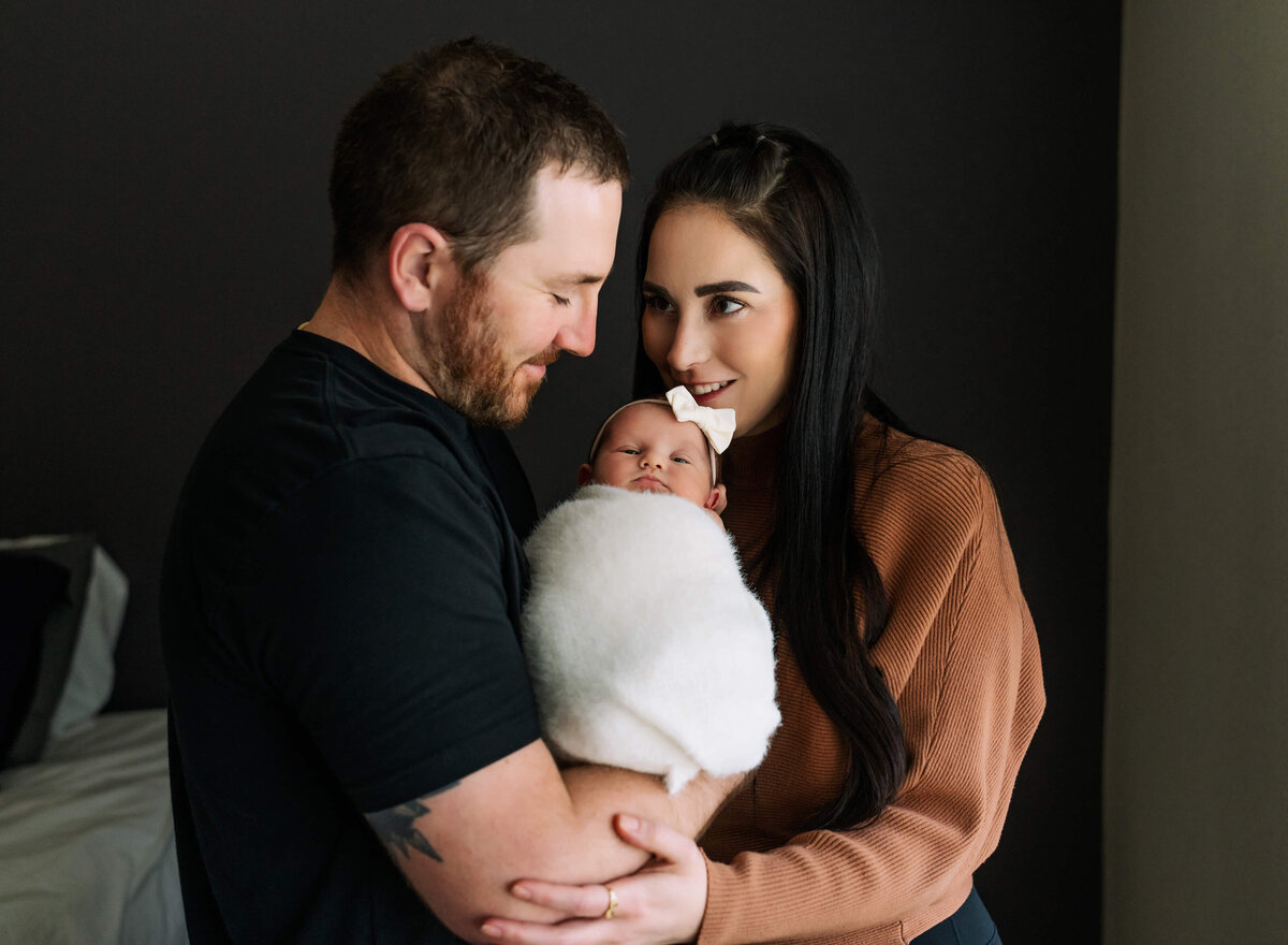 henderson-in-home-newborn-session-with-family