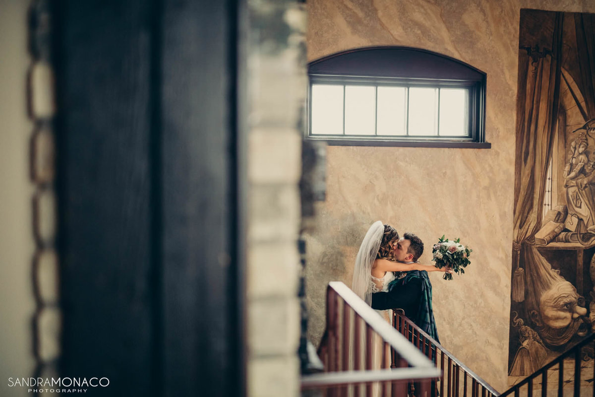 romantic-hacienda-sarria-wedding-photographer-2