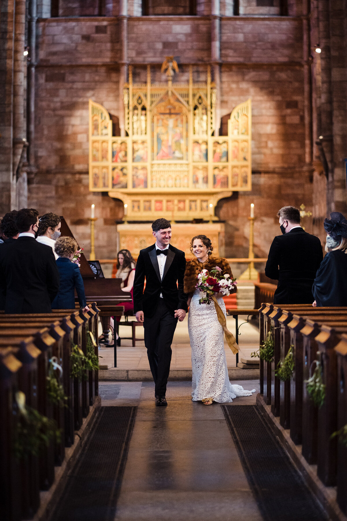 laura-may-photography-winter-small-wedding-327
