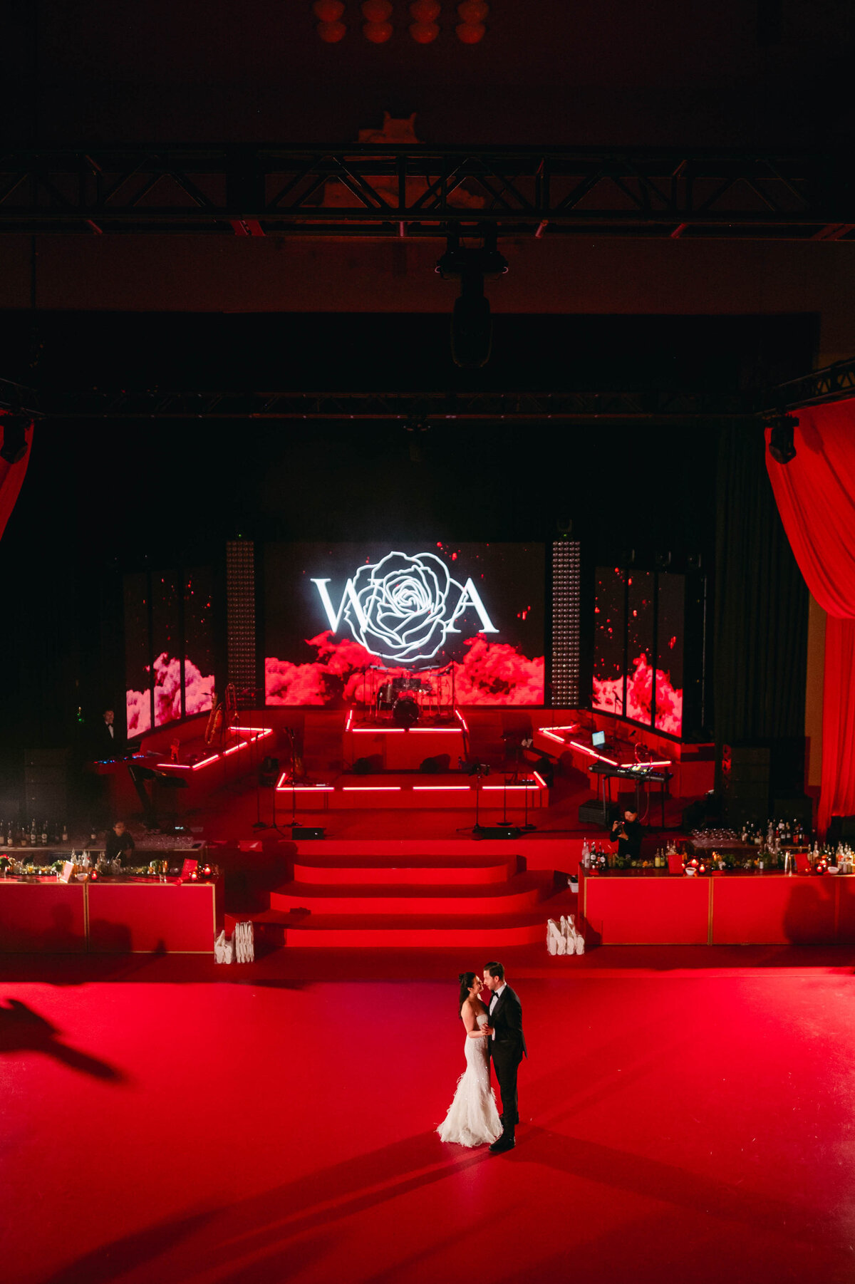 515-A-Luxurious-Red-Themed-Wedding-in-Toronto-Capturing-Timeless-Elegance-59