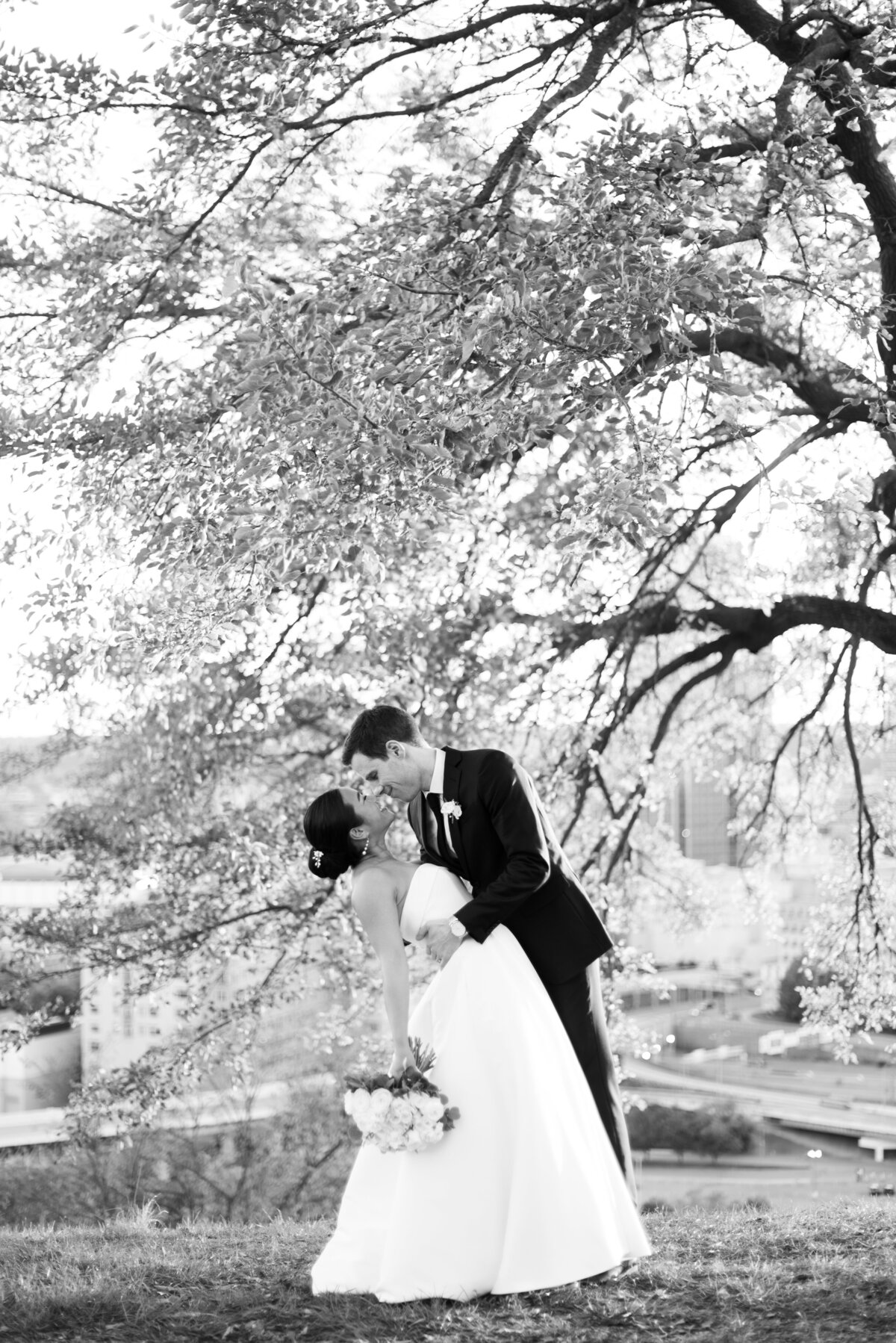 cassie-nichole-photography-cincinnati-ohio-wedding-photography-the-view-at-mt-adams-hannah-jeff-wedding-day-bride-and-groom-159