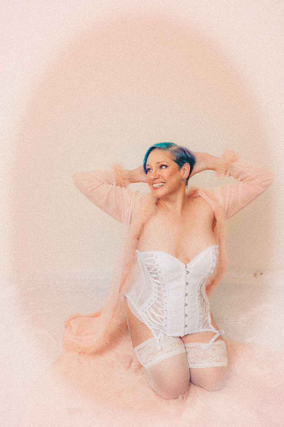 confidence-boosting-boudoir-session (4)
