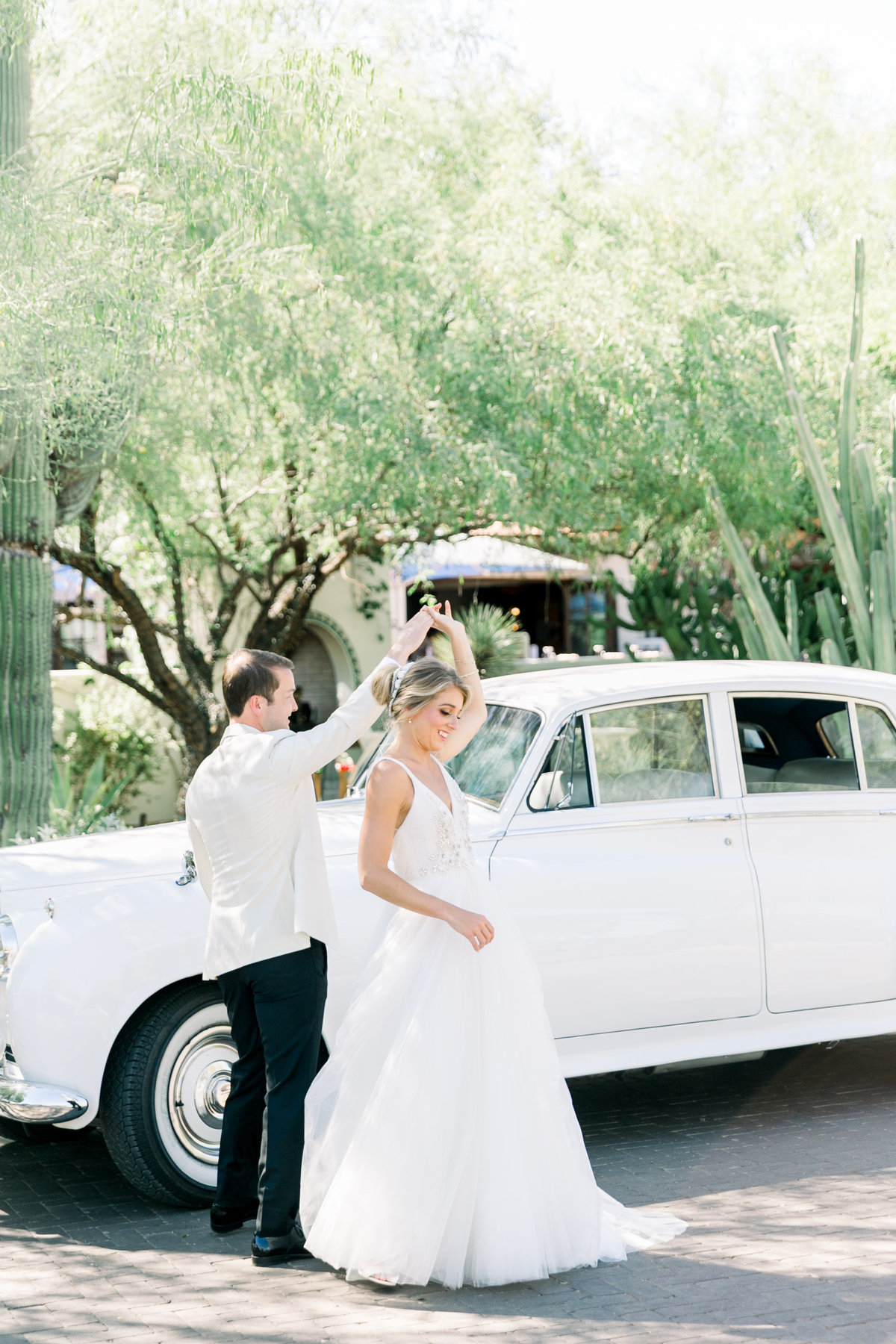 Karlie Colleen Photography - El Chorro Arizona Desert Wedding - Kylie & Doug-308