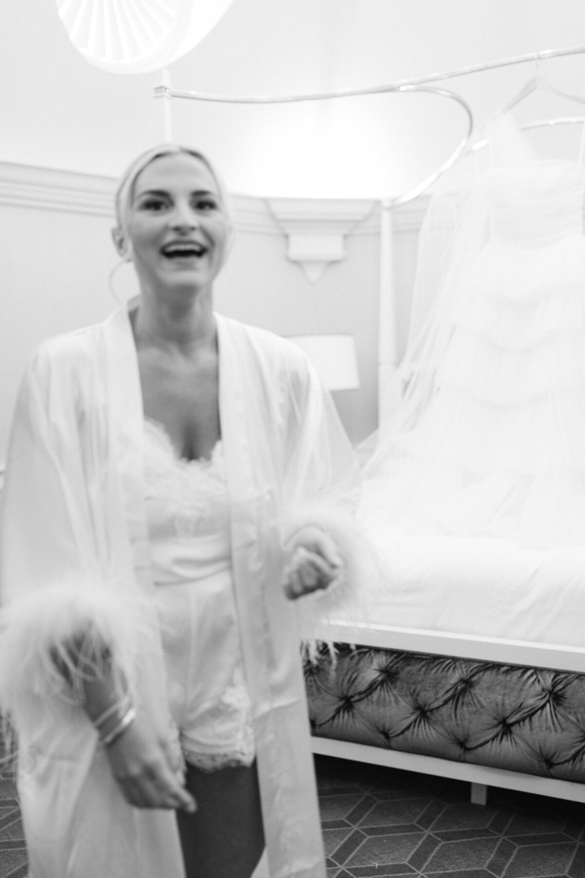 27Maggie_Connor_Wedding_PreviewsDSC01916