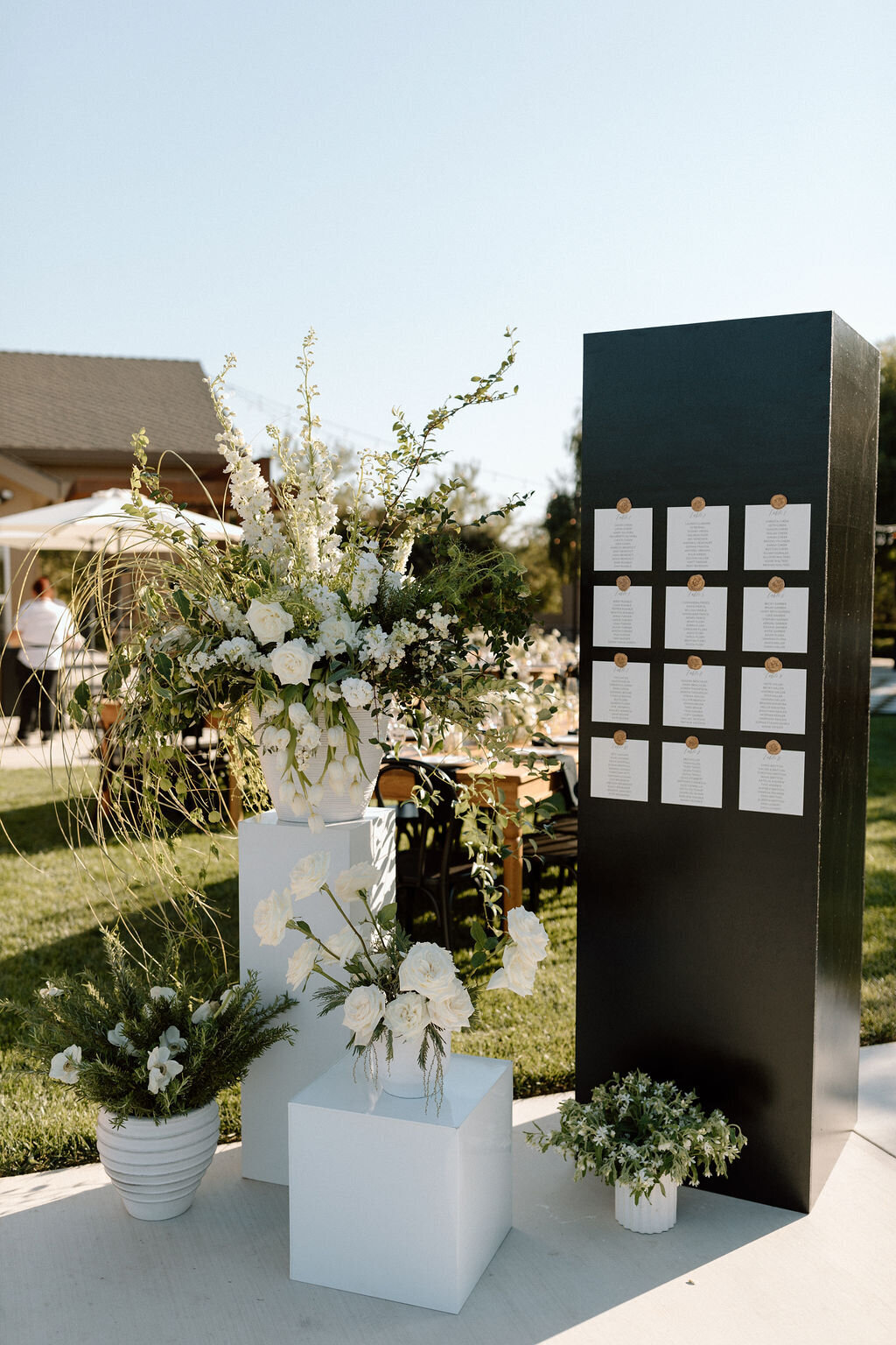 Seating arrangement | Bella Fleur