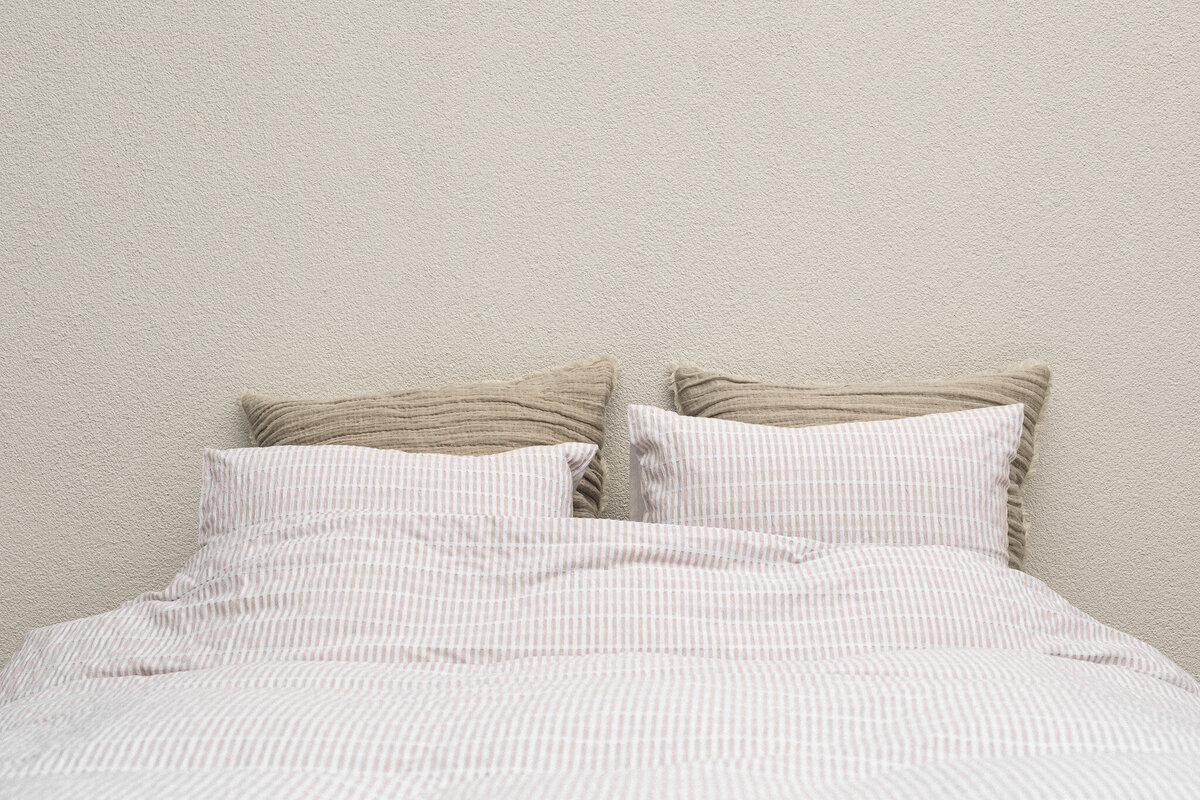 kaboompics_cosy-bed-corner-collection-33085