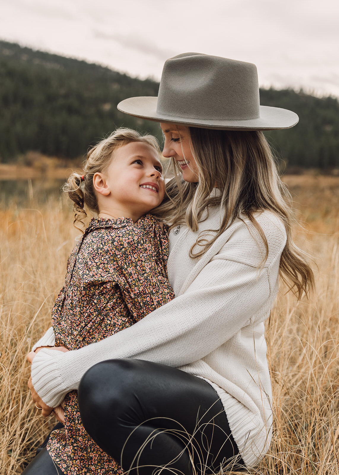 Penticton Okanagan British Columbia Family Photographer 11
