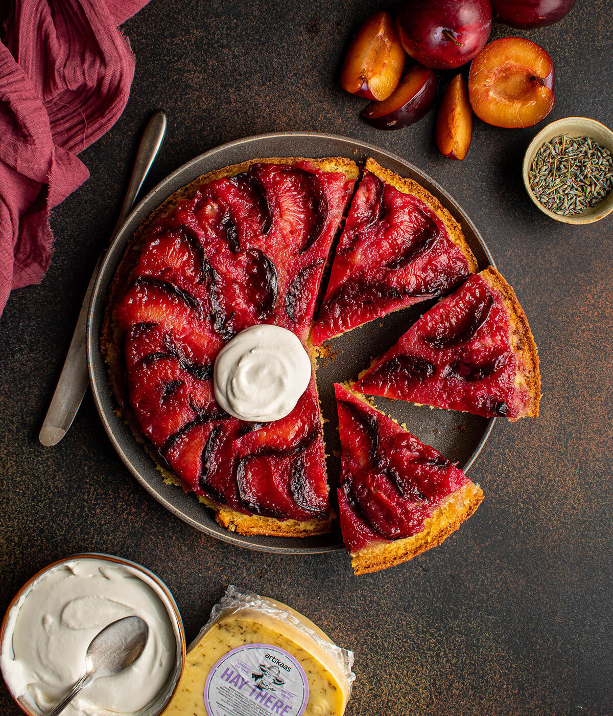 upside down plum cake featuring Artikaas Gouda