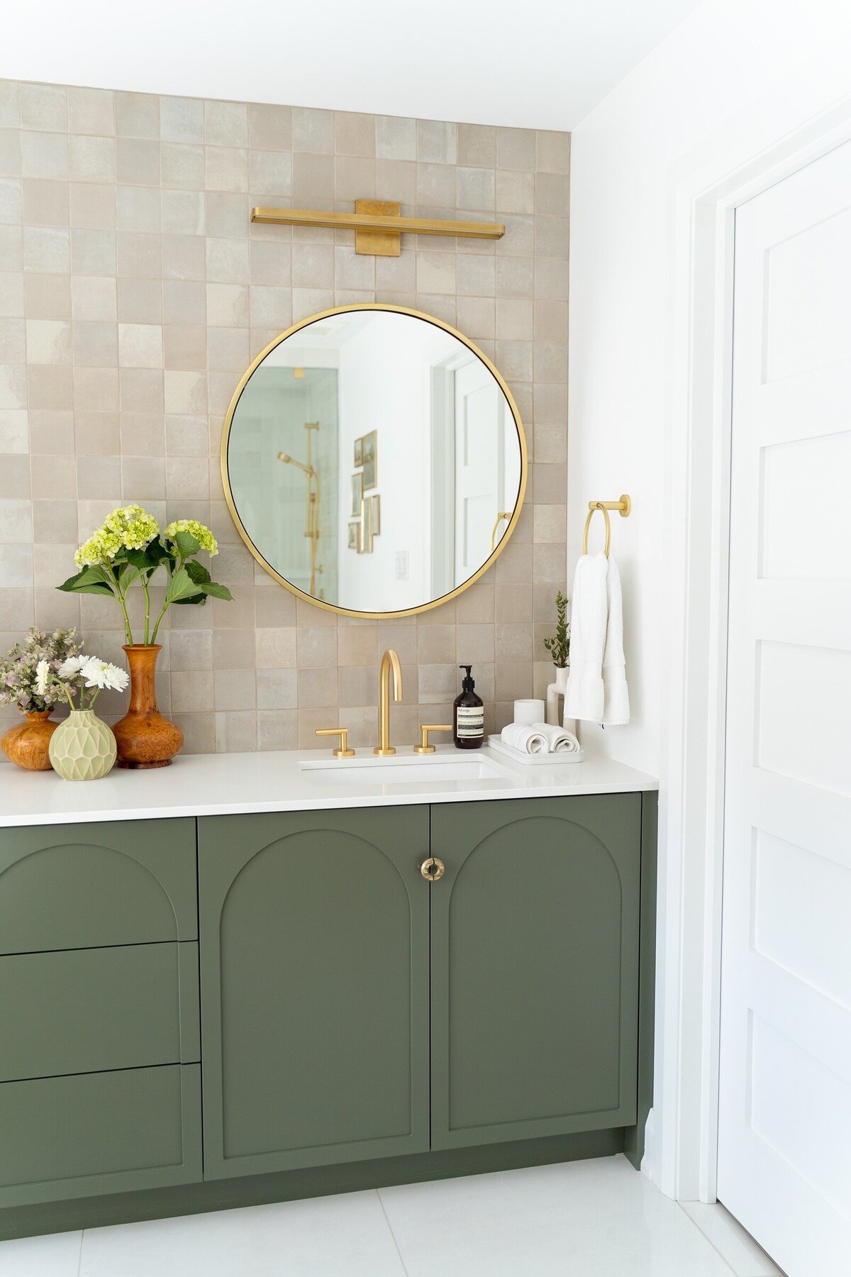 bathroom-vanity-design-toronto-interiors