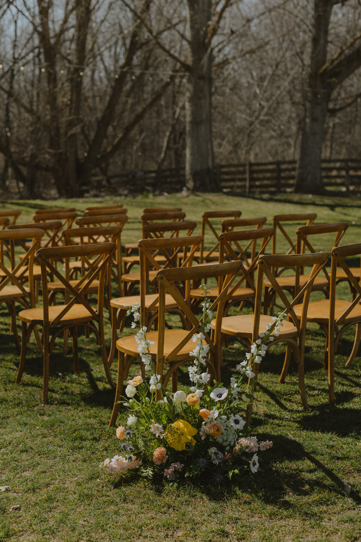 cottage-at-riverbend-spring-wedding-ally-will-details-62