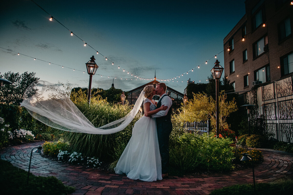 Summer Sunset Wedding Photo
