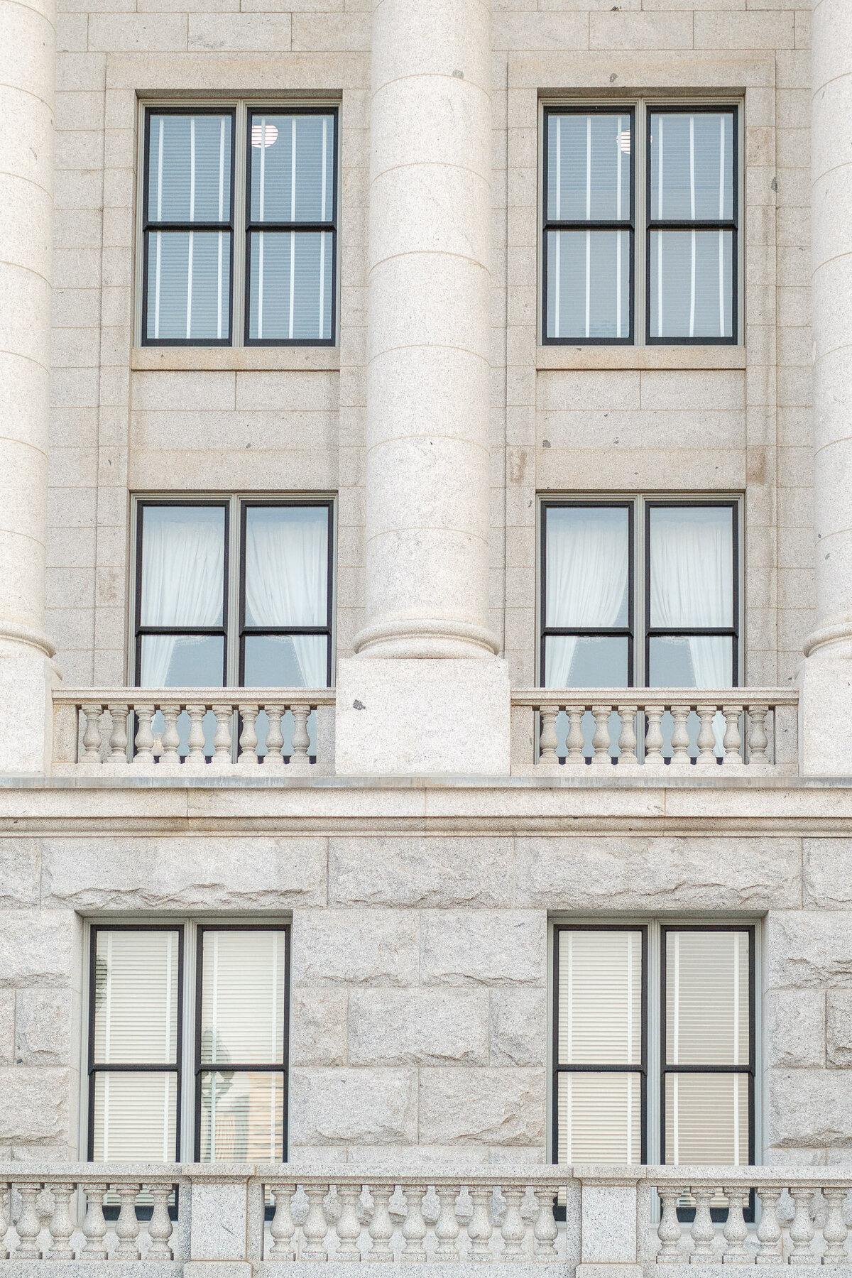 utah-state-capitol-engagement-0005-2