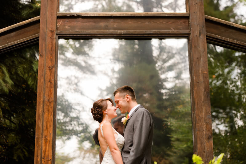 Hyeholde restaurant wedding photo with mirrored glass of the round room