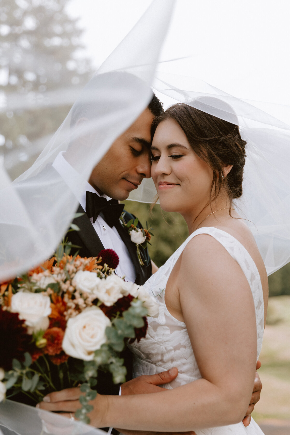 ElizabethMaguirePhoto-Skamania-Lodge-Wedding-18