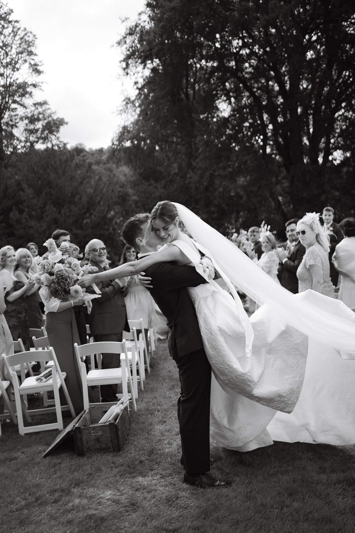 jade-and-george_logie-country-house-wedding_elee-smith-photo-32