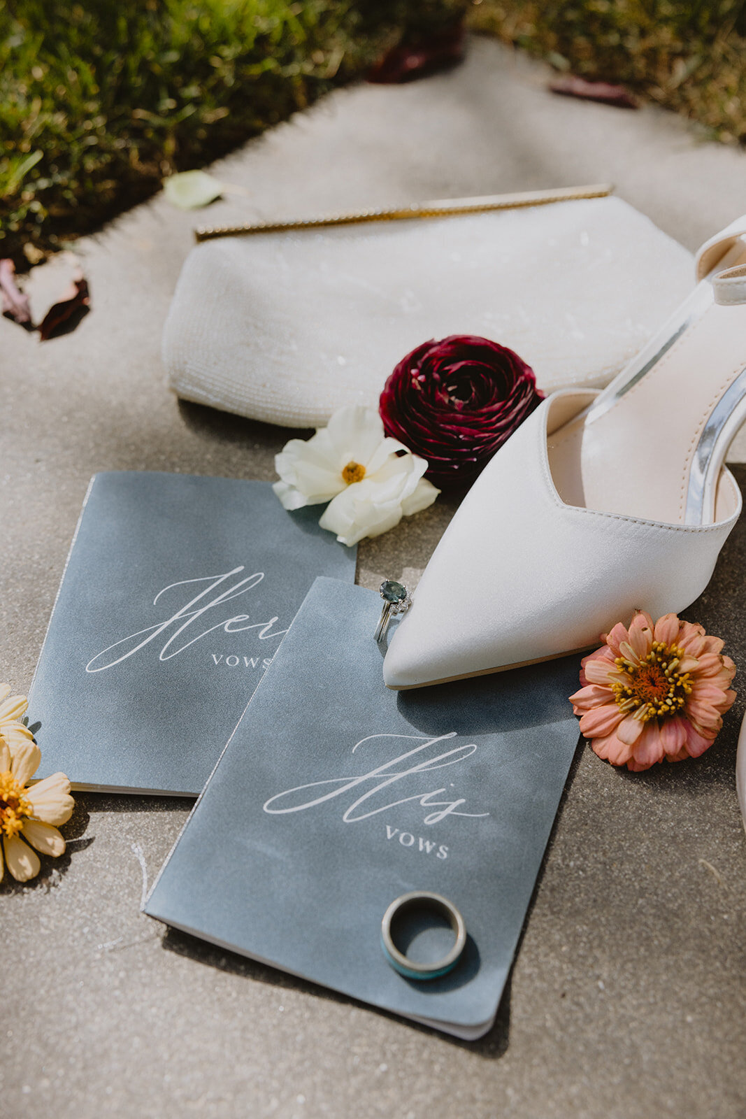 trail-creek-cabin-end-of-summer-wedding-kelly-jackson-getting-ready-120