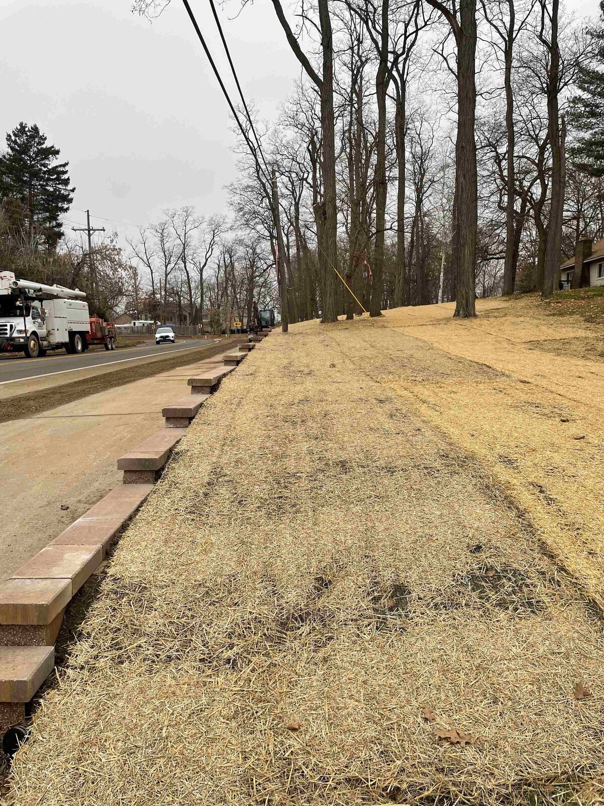 clarkston-road-lake-orion-pedestrian-pathway-repair-highland-services-grass