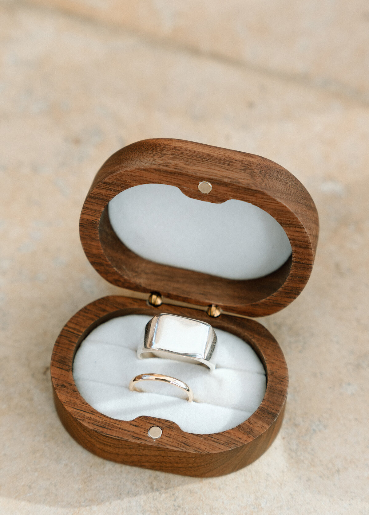 bay-wedding-statesville-NC-elopement-lizarrietaphotography-10