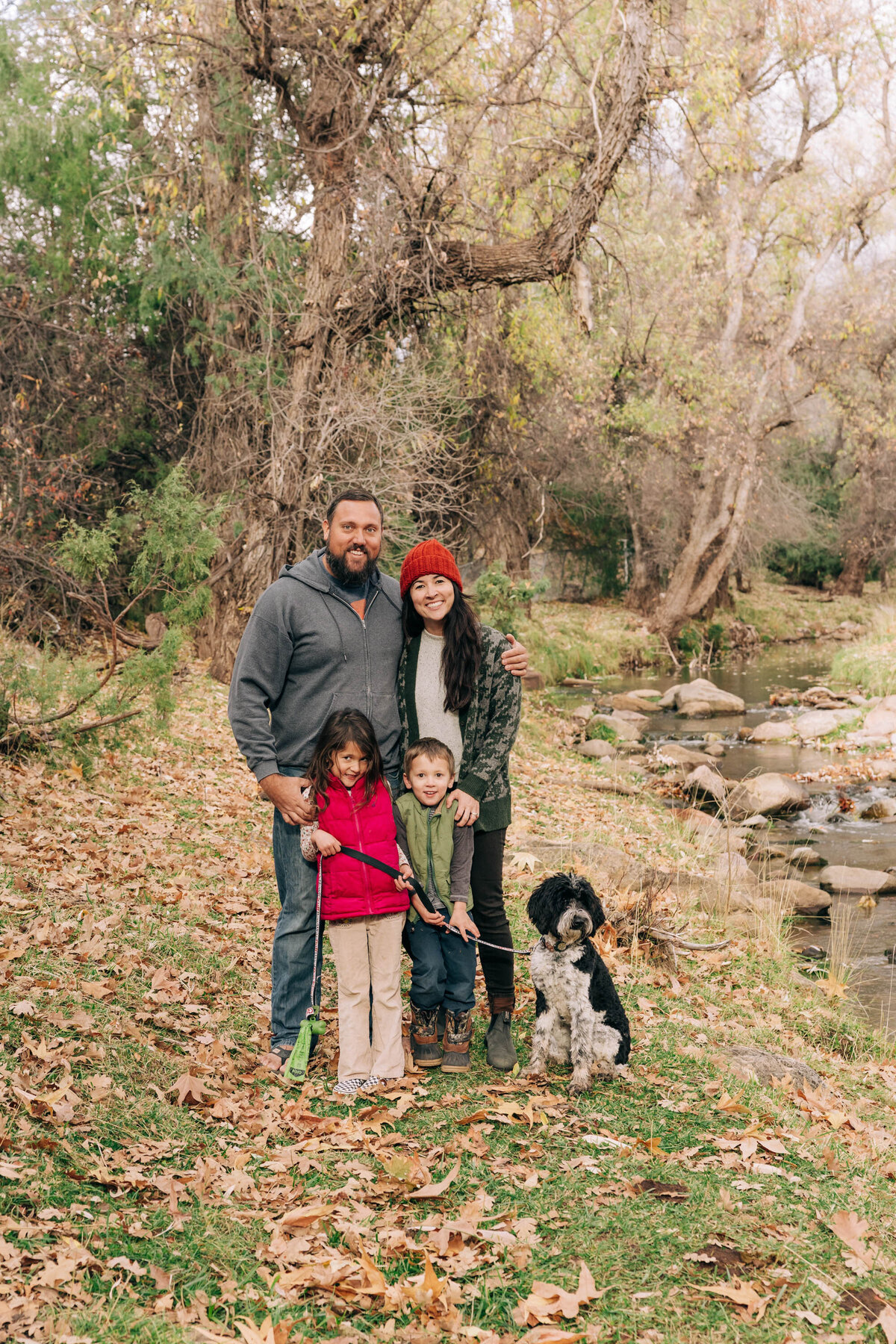 231124-mcgeehon_family_photos-034