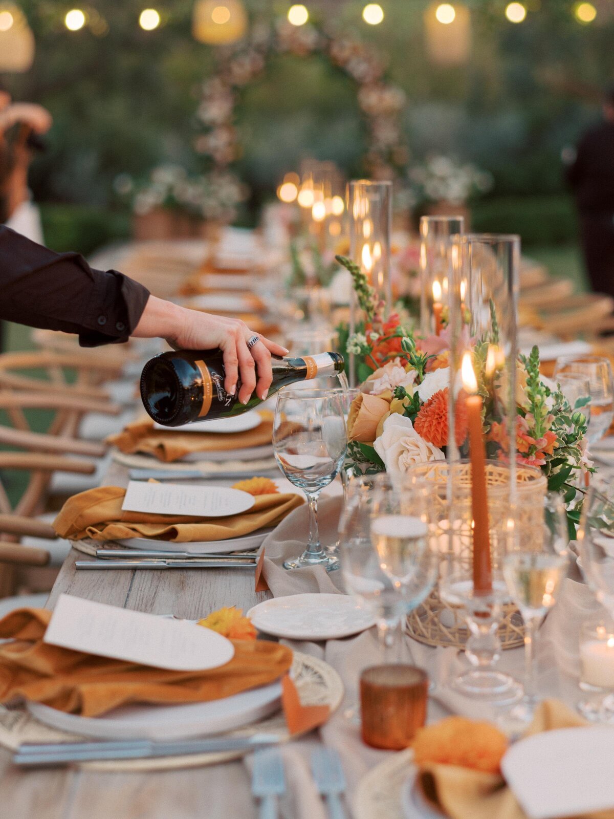 desert-wedding-floral-tablescape-candles