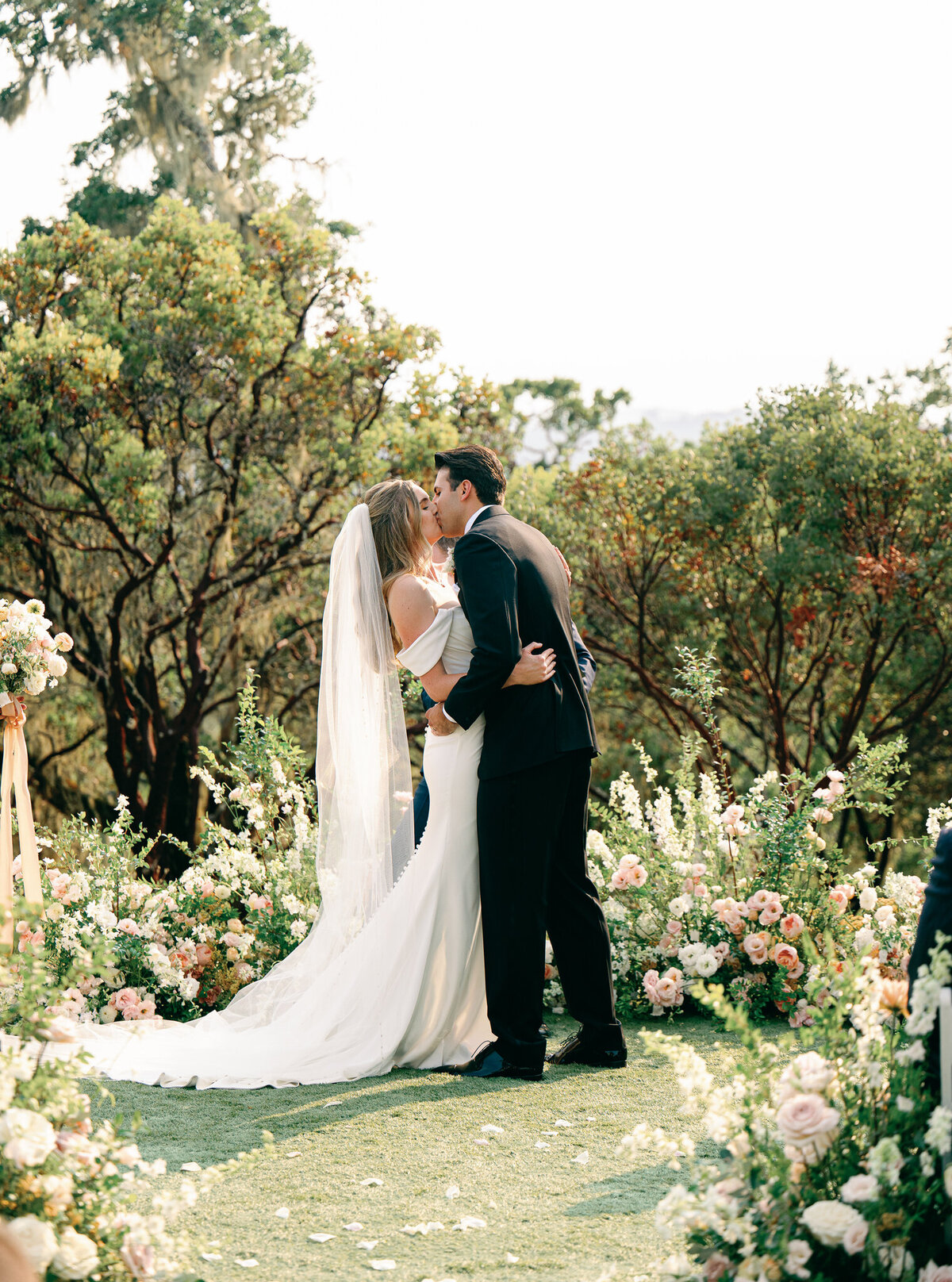 the-wild-fleur-co-montage-healdsburg-wedding-025