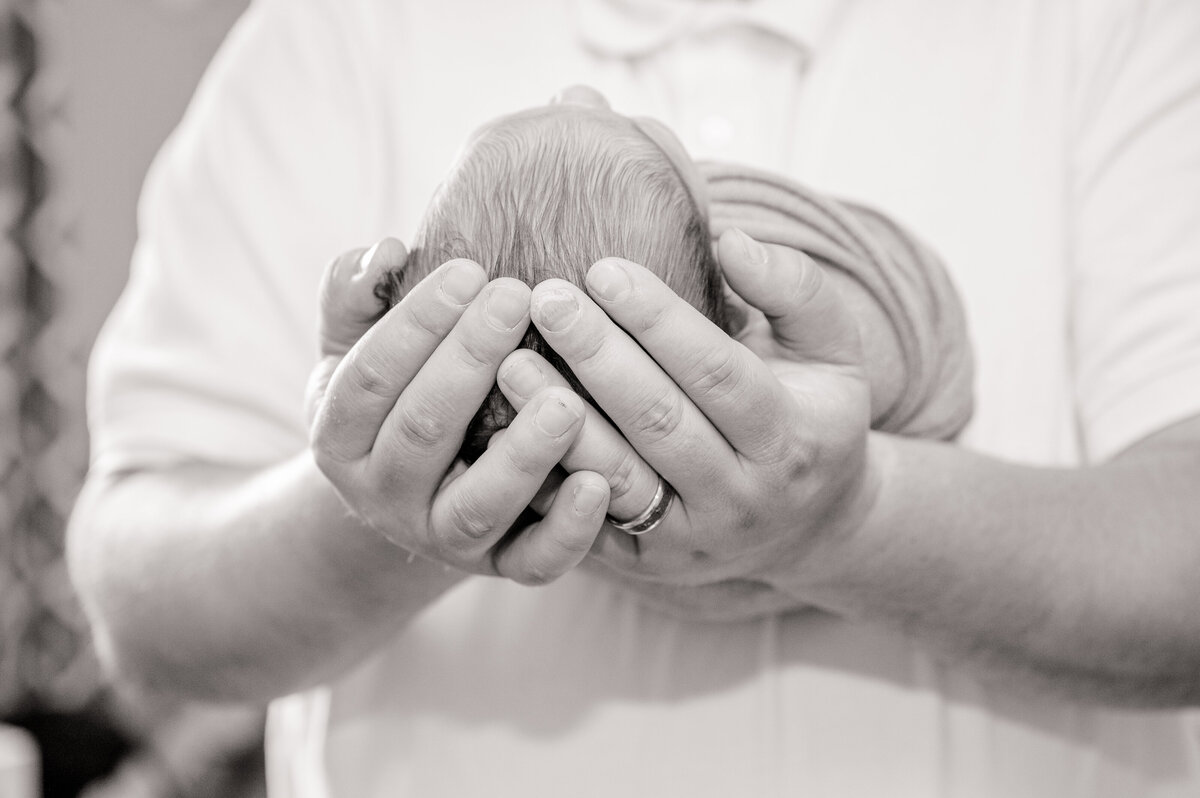 lifestyle newborn session