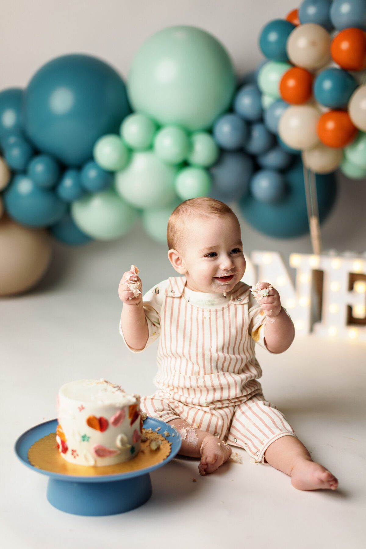 NW Arkansas cake smash photographer, cake smash photography near me