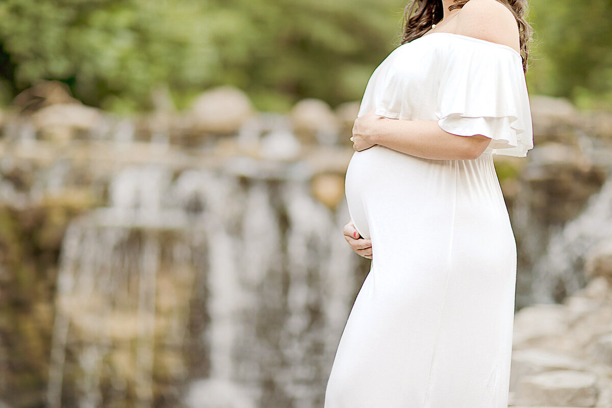 Jenny Havens Photography Dallas Texas Newborn Photographer Studio Motherhood Family Baby Custom Heirloom Imagery Light Airy Luxury JHP 07.03.19 11 WEB 2