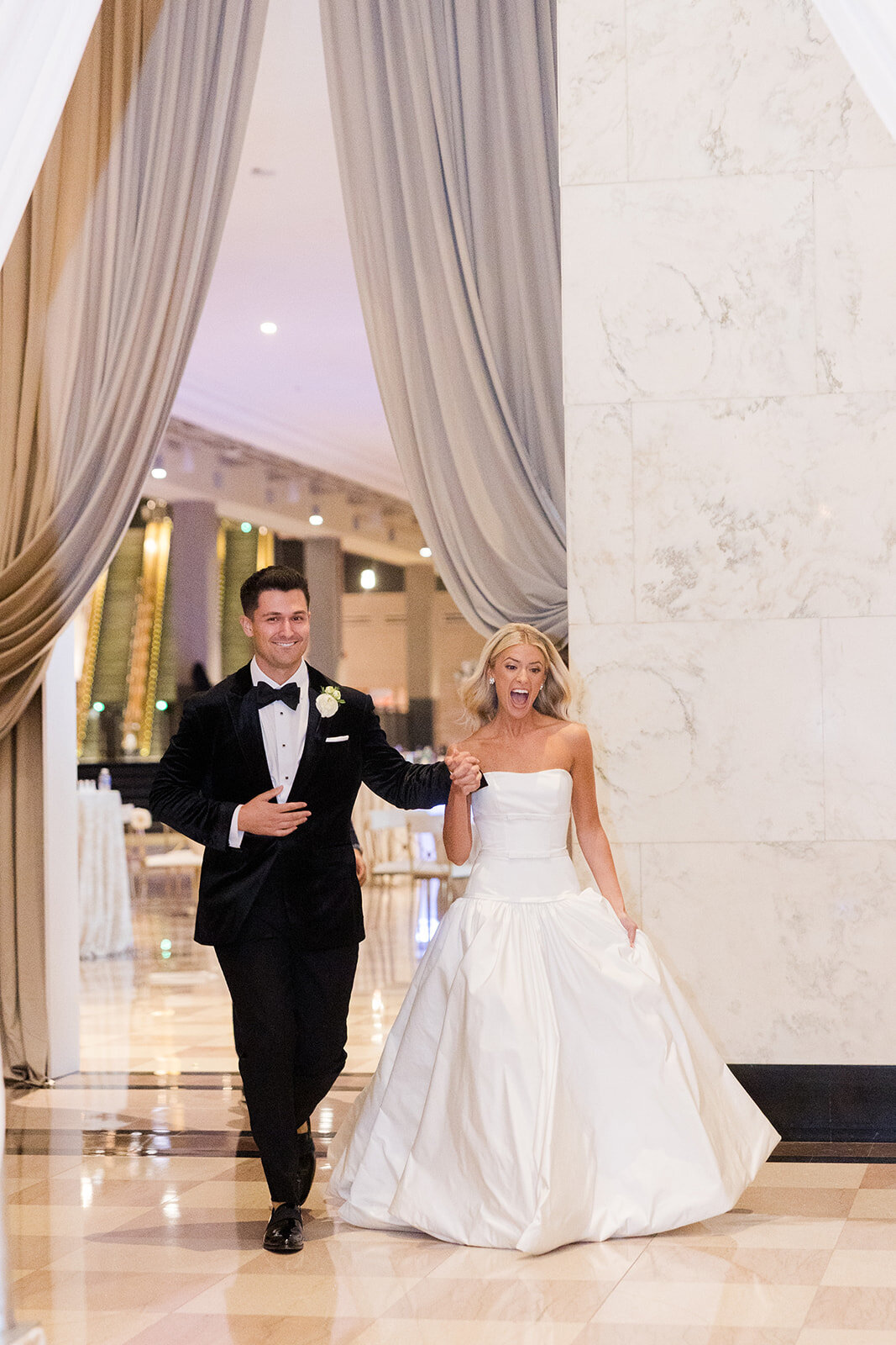 the-old-post-office-the-cannons-photography-chicago-wedding-photographer-112