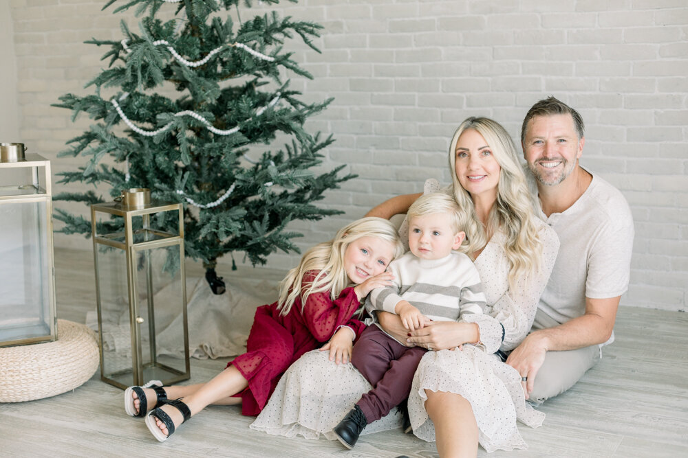 The Villa-Orange County Holiday Mini Session-083