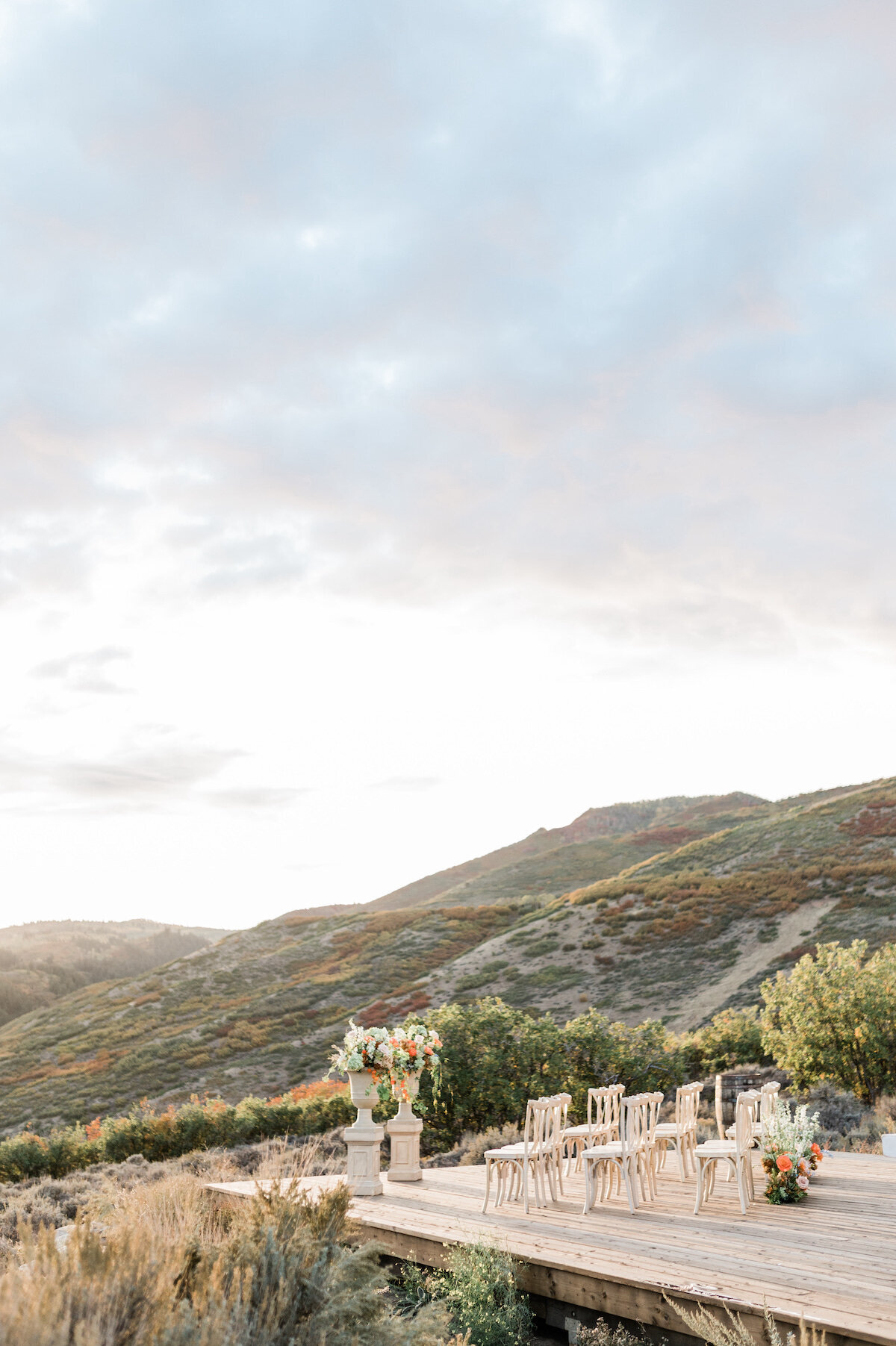 Elevate your wedding memories with the finesse of high-end photography. Our lens captures the authenticity of your celebration amidst the charm of Park City, Utah, resulting in a collection of elevated moments.