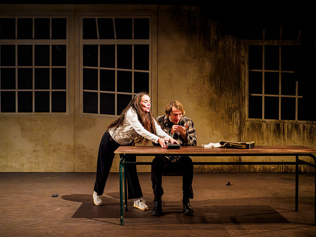 L'ECLIPSE Générale mise en scène Leslie Bernard, Matthias Jacquin ©Marie Charbonnier-024