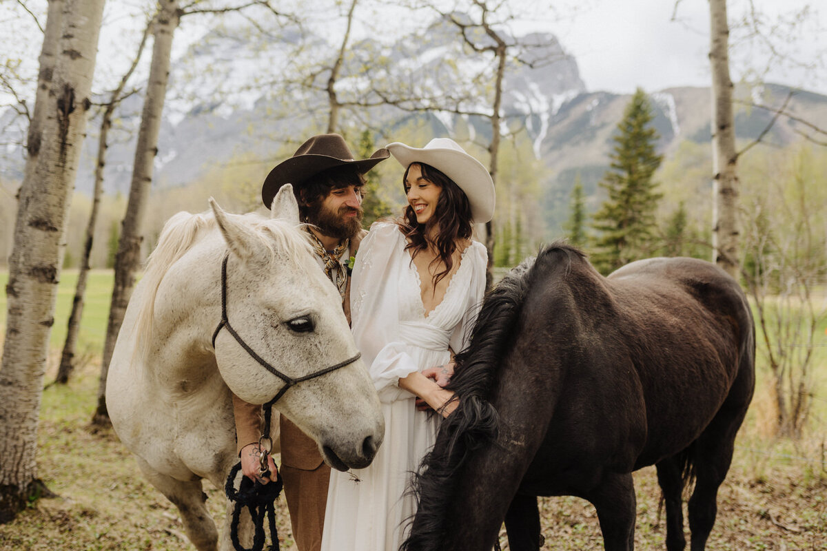 Tara-Hill-Studios-Kananaskis-Photographer-Boundary-Ranch-25