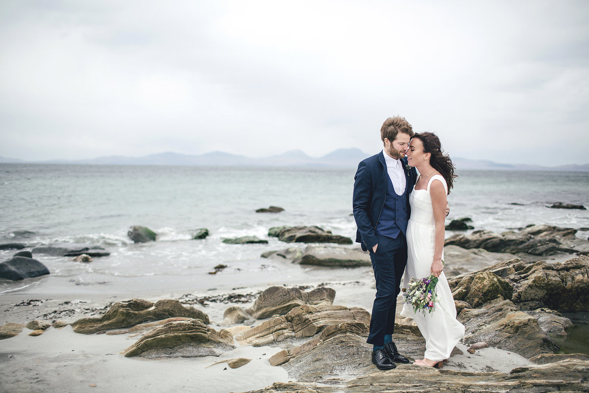 SCOTTISH BEACH OUTDOOR WEDDING