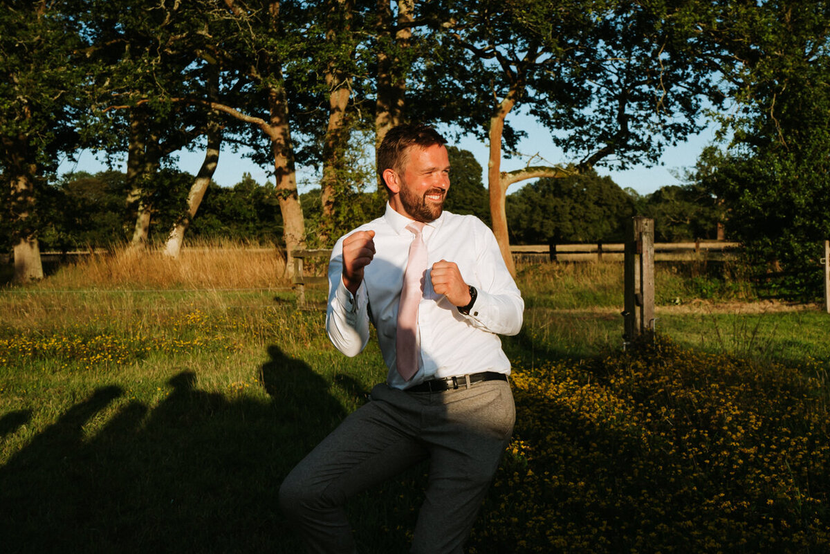 wedding-photographer-somersbury-barn-surrey-zoecphotography-buckinghamshire-27