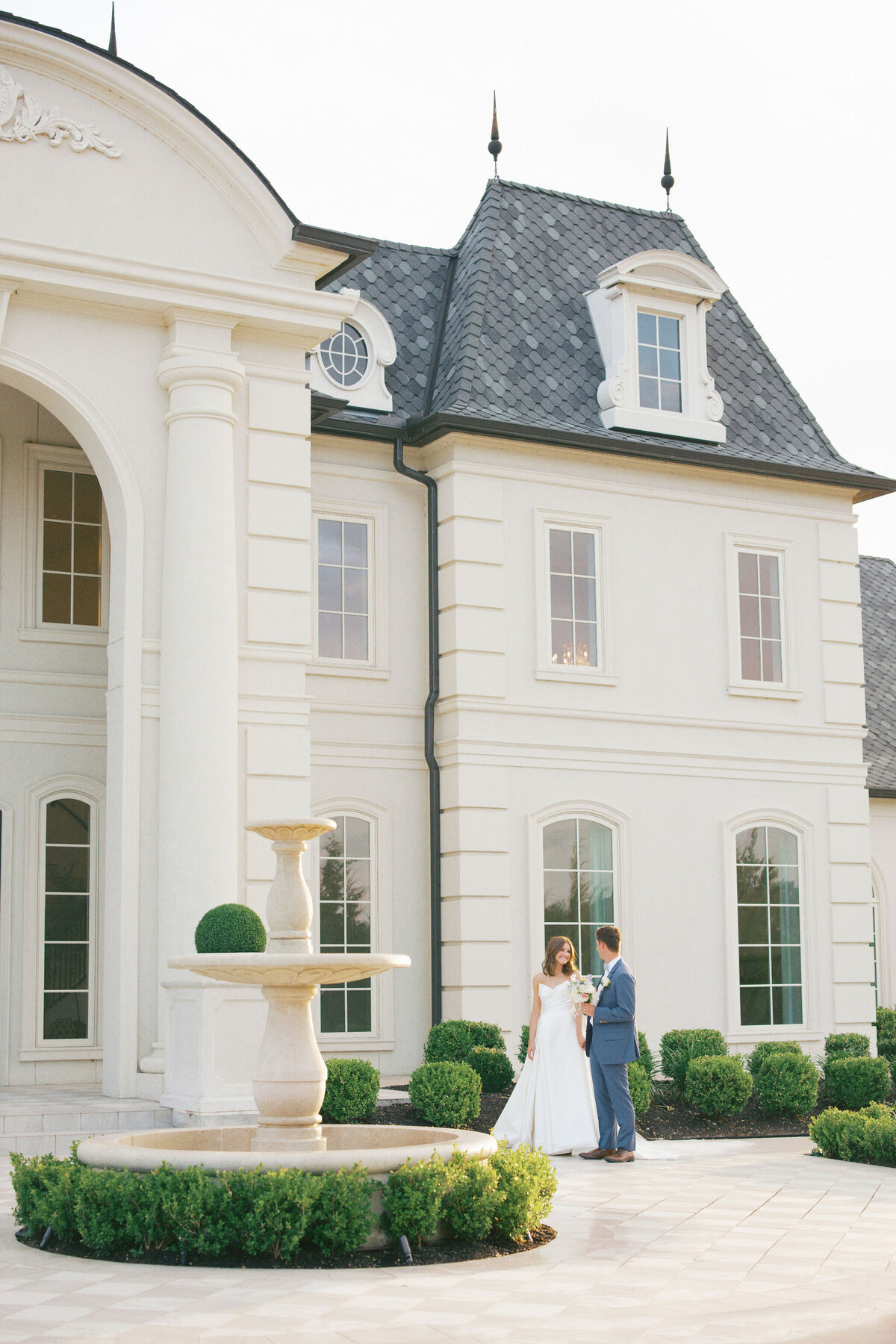 the-hillside-estate-wedding-venue-dallas-texas