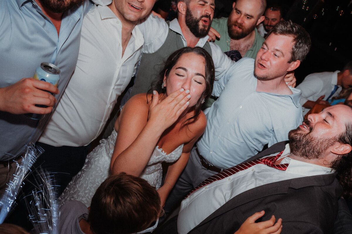 Mystic-Seaport-Connecticut-Wedding-Photos-14