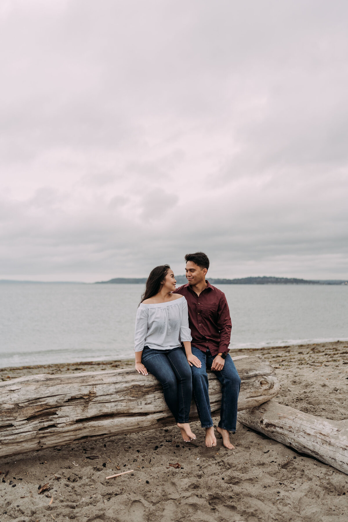 Joyce Li Photography Destination Wedding Elopement Engagement Lifestyle Portrait Photographer West Coast Seattle Washington California alkibeachengagement-31