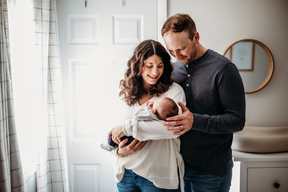 New_Hampshire_Lifestyle_Newborn_Photographer-32