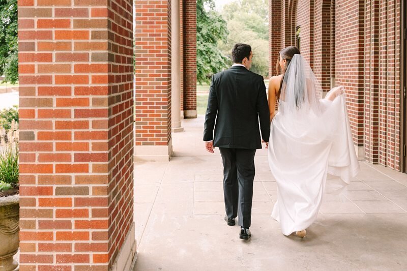 bride-and-groom-portrait-st-benedicts-church-evansville06
