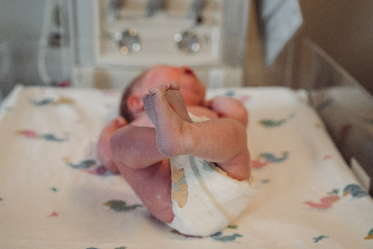 cesarean-birth-photography-natalie-broders-c-058