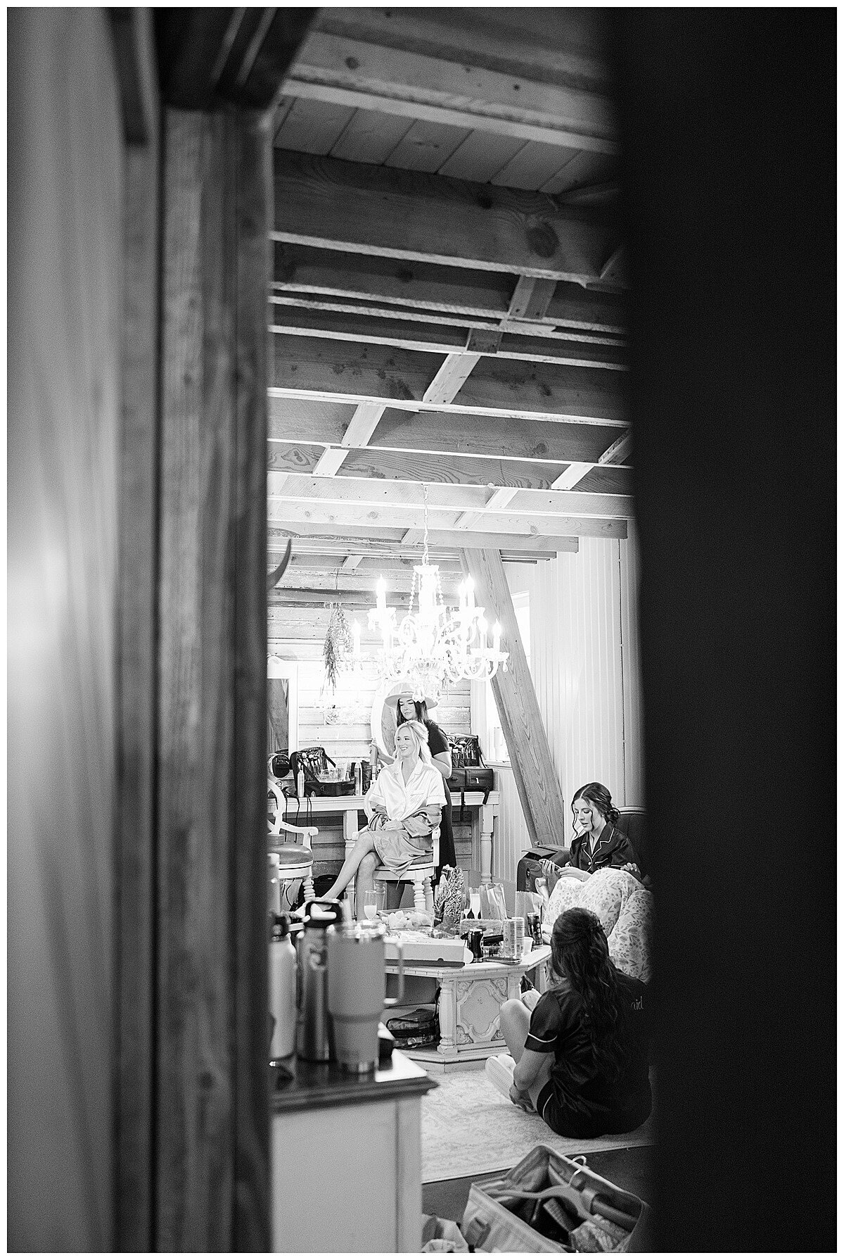 the-white-barn-wedding-getting-ready-14