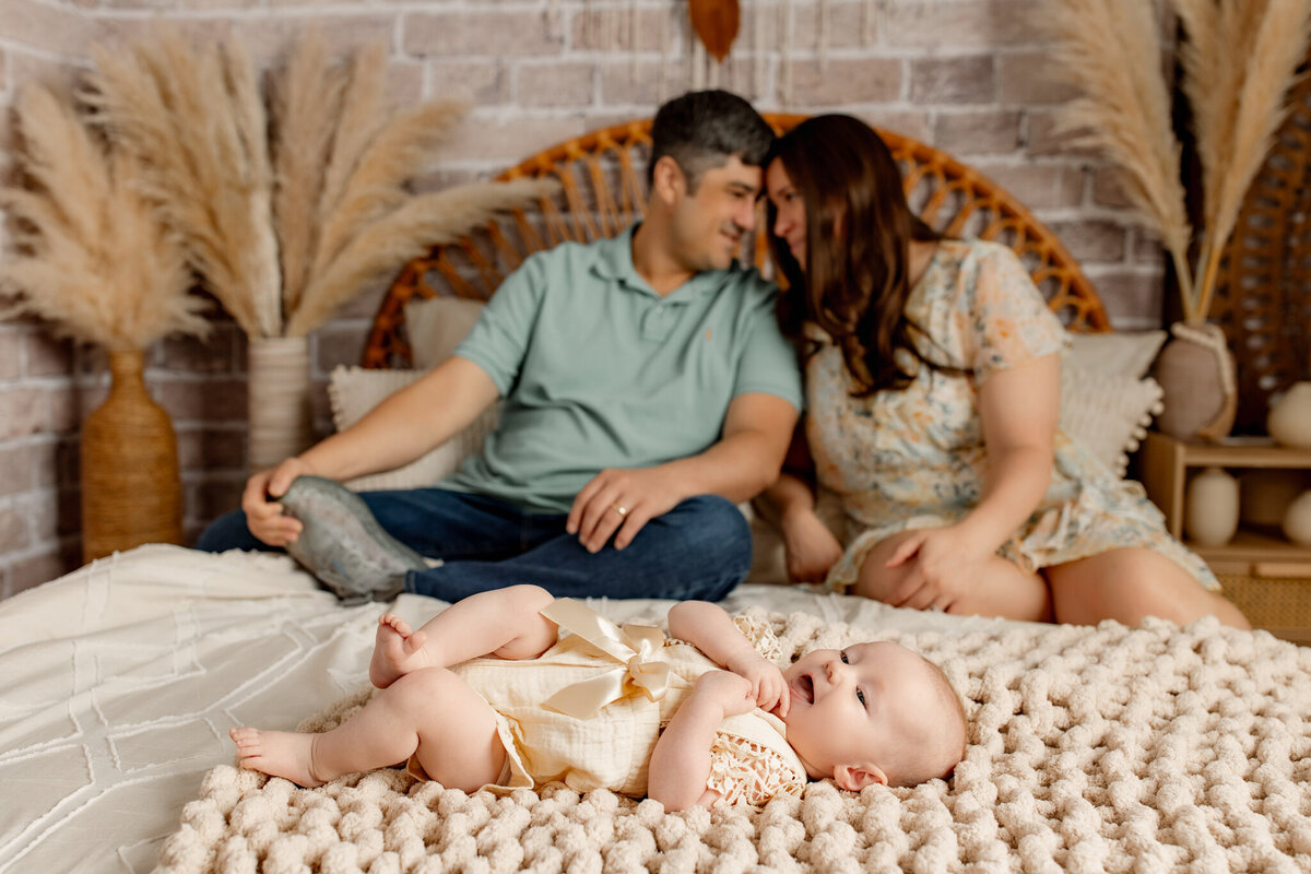 Pea Ridge AR motherhood photographer, maternity photography Pea Ridge AR, newborn photographer near me Pea Ridge AR, baby photographer Pea Ridge AR, family photoshoot near me