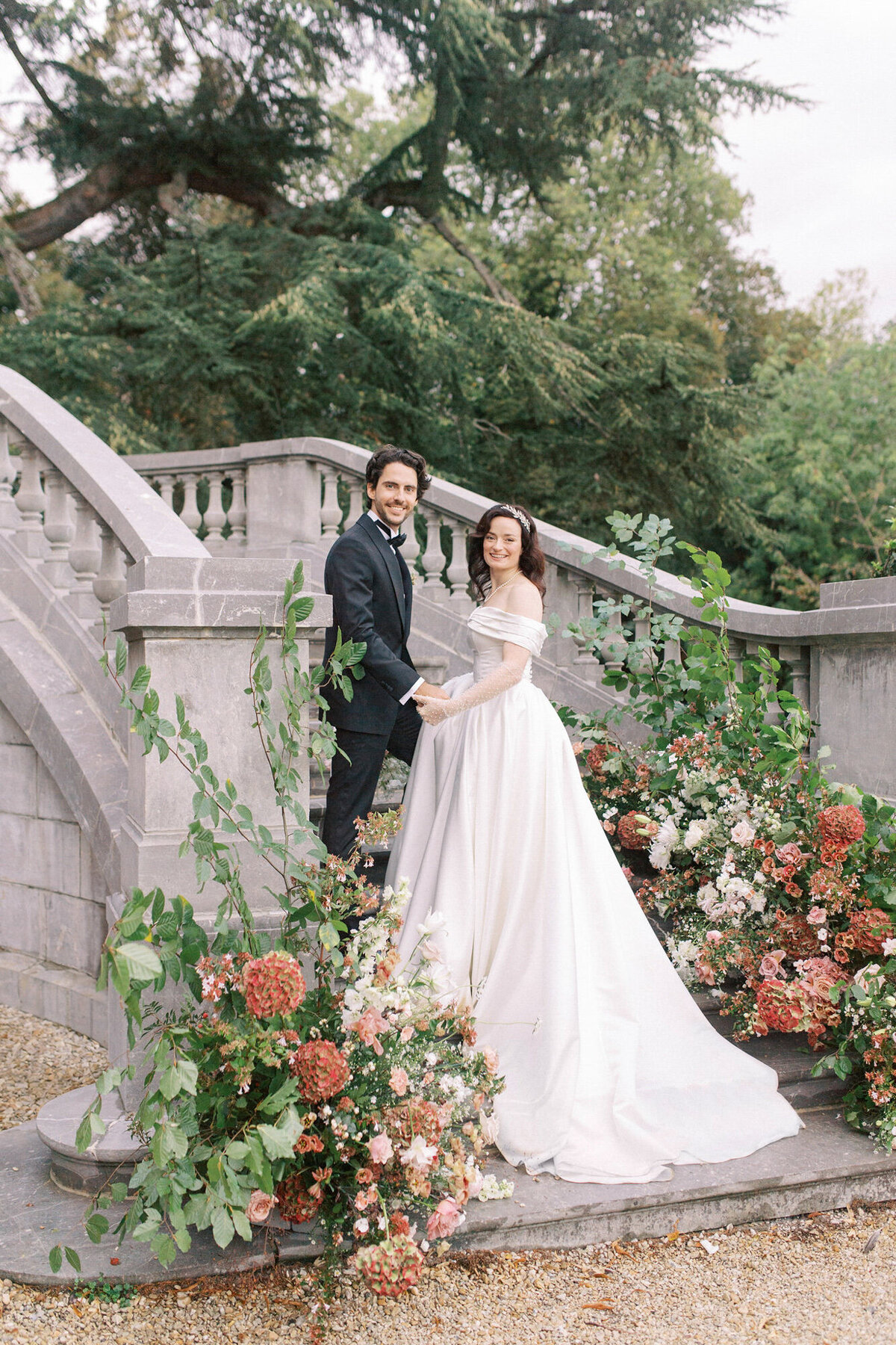 Maïlys Fortune Photography Husband Wife Wedding Weddings Photography France Switzerland Italy Timeless Dreamy Imagery Bilingual French English Destination Weddings Destination Wedding Provence French Riviera Paris Lake Como Tuscany119