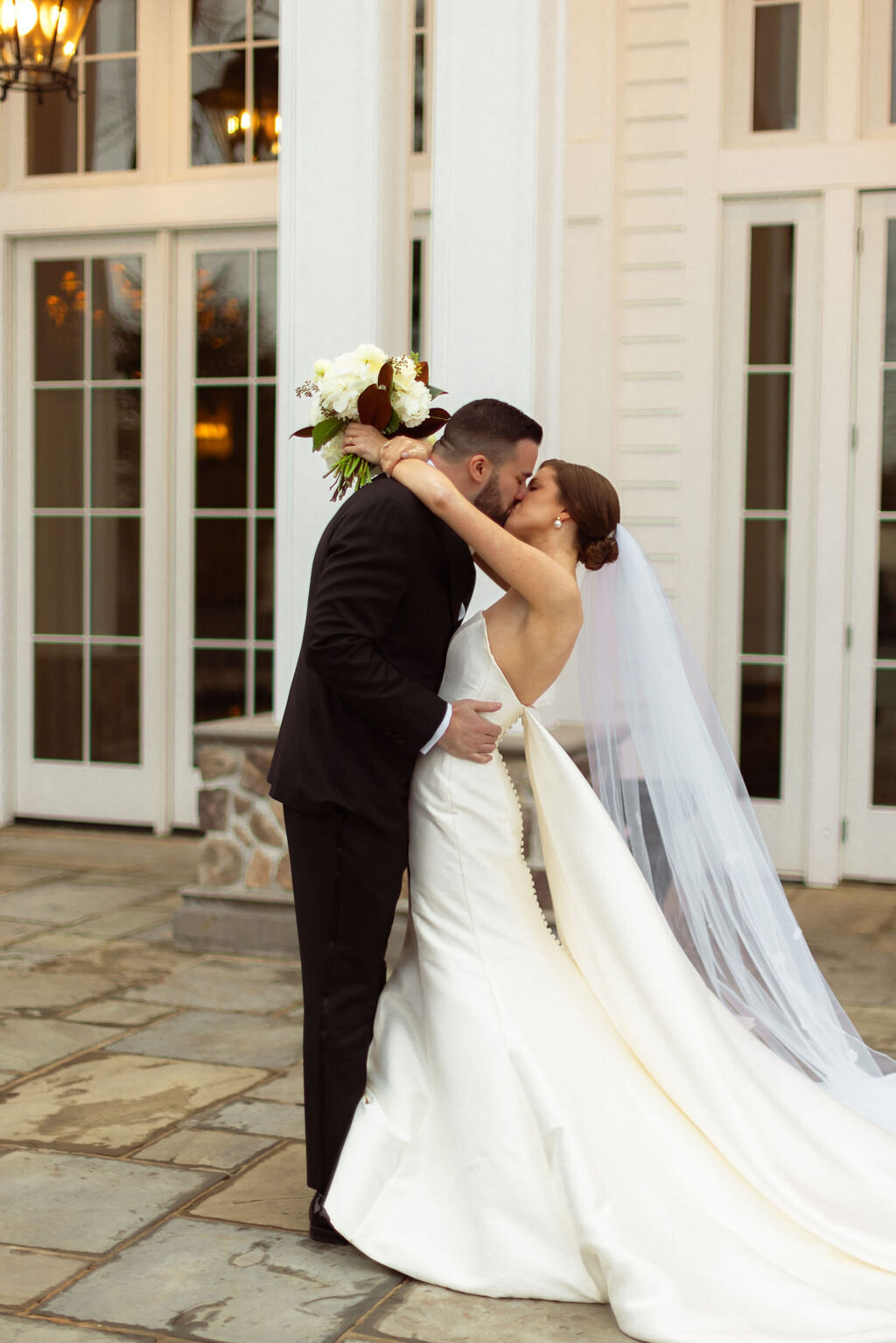 bride-groom-side-view