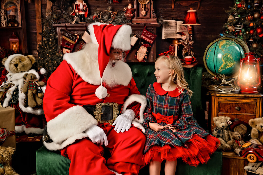 The Santa Experience Talking to Santa by For The Love Of Photography.jpg