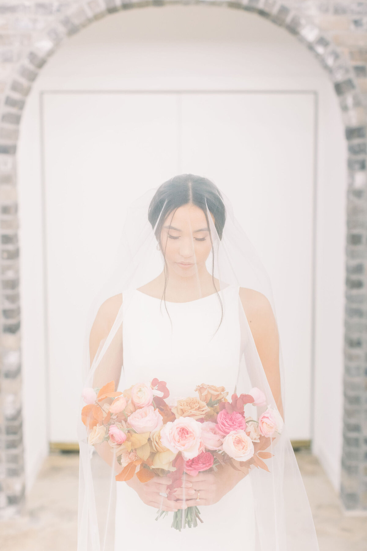 colorful-geometric-bridal-forever5-houston-styled-shoot-12