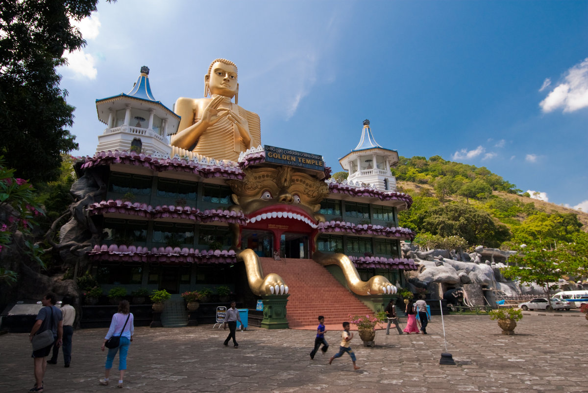 Dambulla Cave Temples - Sri Lanka _DSC0166b-1-3*